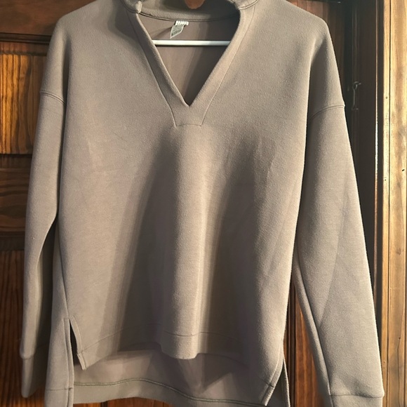 Women's Gray Spanx Sweater - Picture 1 of 3